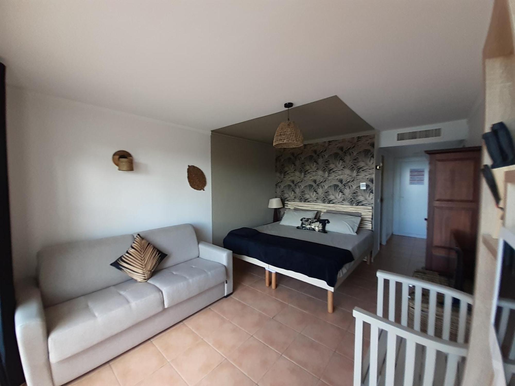 Ti Mad Apartment Sainte-Anne  Ngoại thất bức ảnh