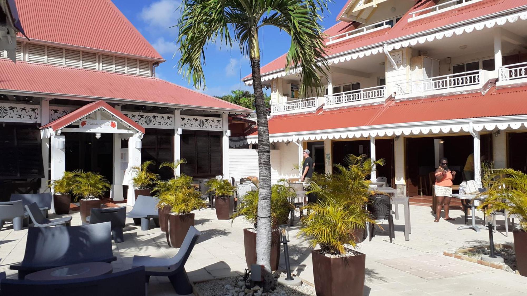 Ti Mad Apartment Sainte-Anne  Ngoại thất bức ảnh